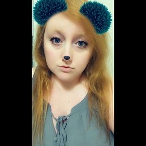 Meet your Posher, Nicole